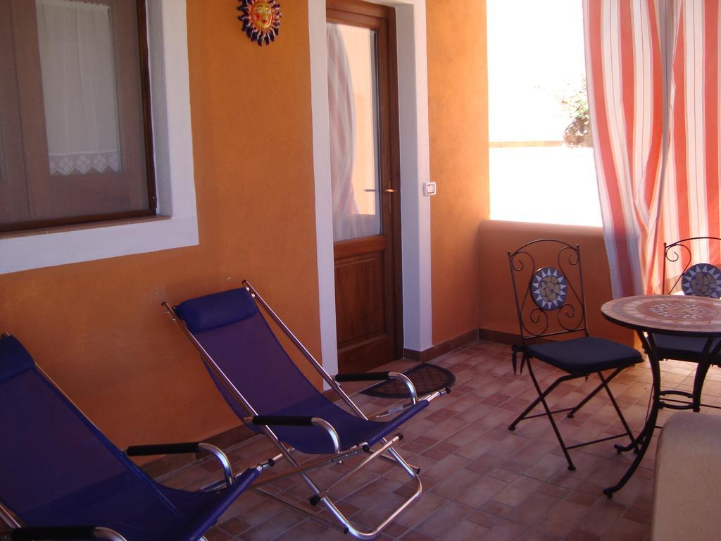 Case Vacanze Villa Lory Malfa  Exterior photo